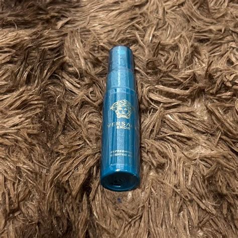 versace refreshing scented mist